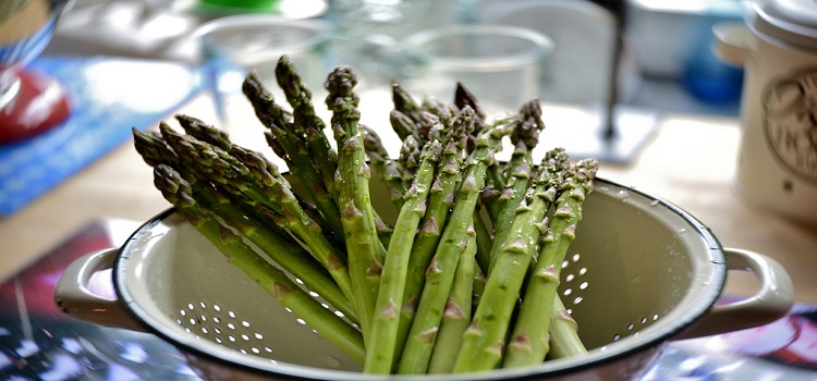 frozen asparagus in air fryer